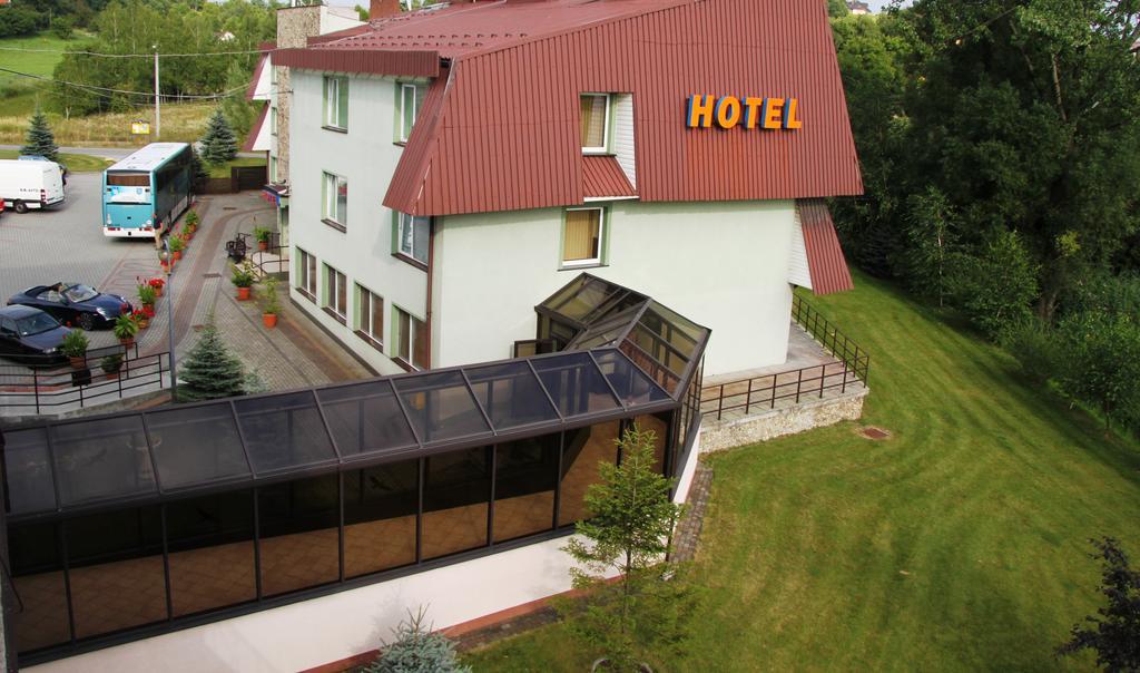 Hotel Dunajec Зглобице Экстерьер фото