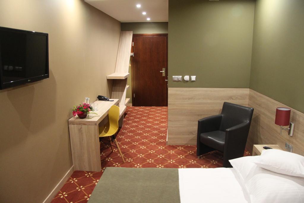 Hotel Dunajec Зглобице Экстерьер фото