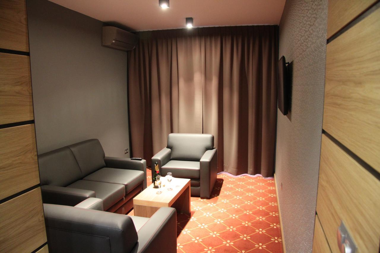 Hotel Dunajec Зглобице Экстерьер фото