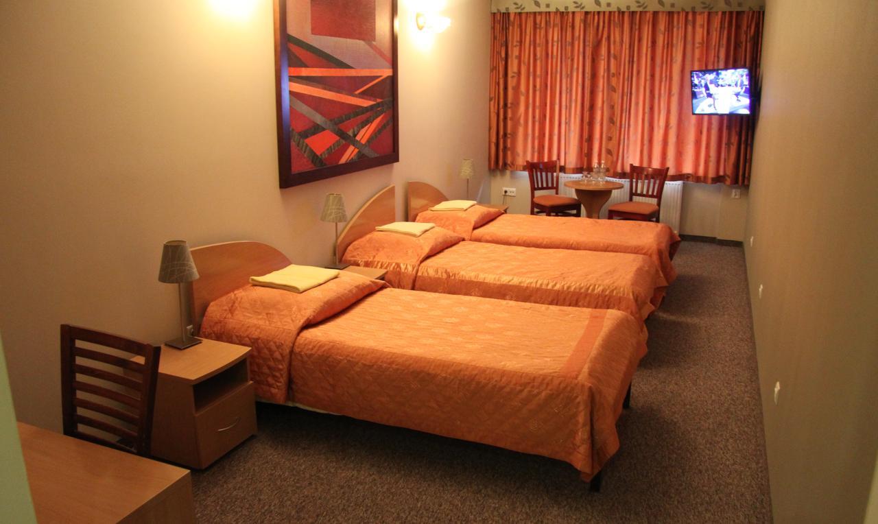 Hotel Dunajec Зглобице Экстерьер фото